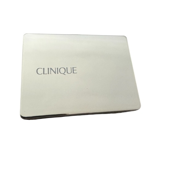 Clinique Apricot Spice Eye Shadow - Picture 3 of 4